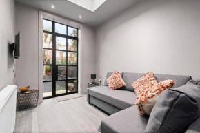 Lovely 2-bed apartment - hosted by GuestReady